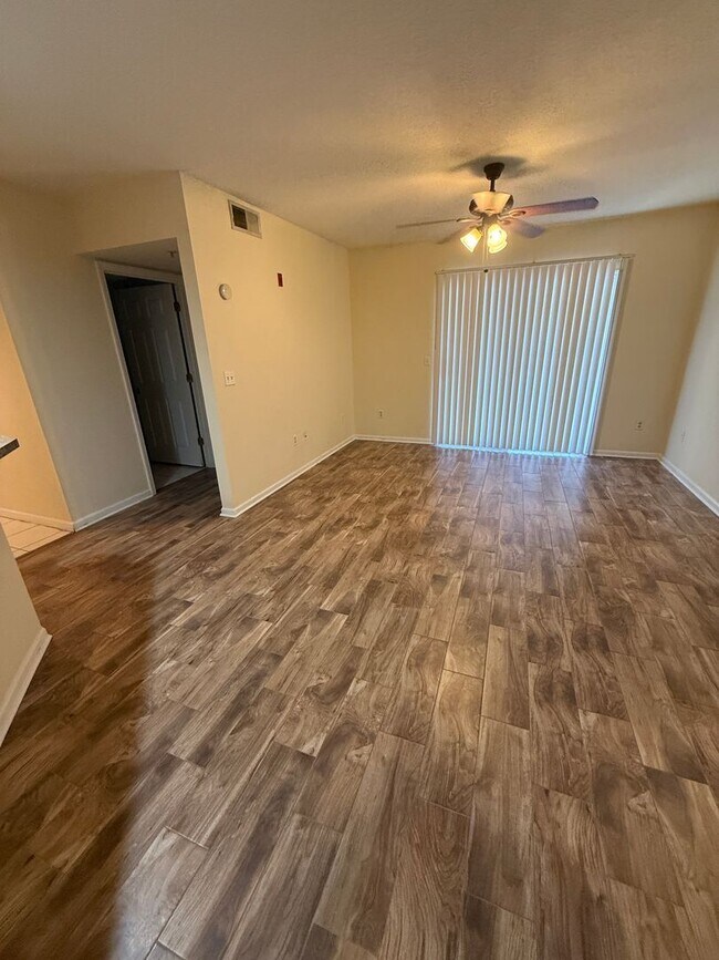 Building Photo - 12602 Crest Springs Ln