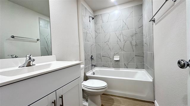 Building Photo - 2505 McNally Dr