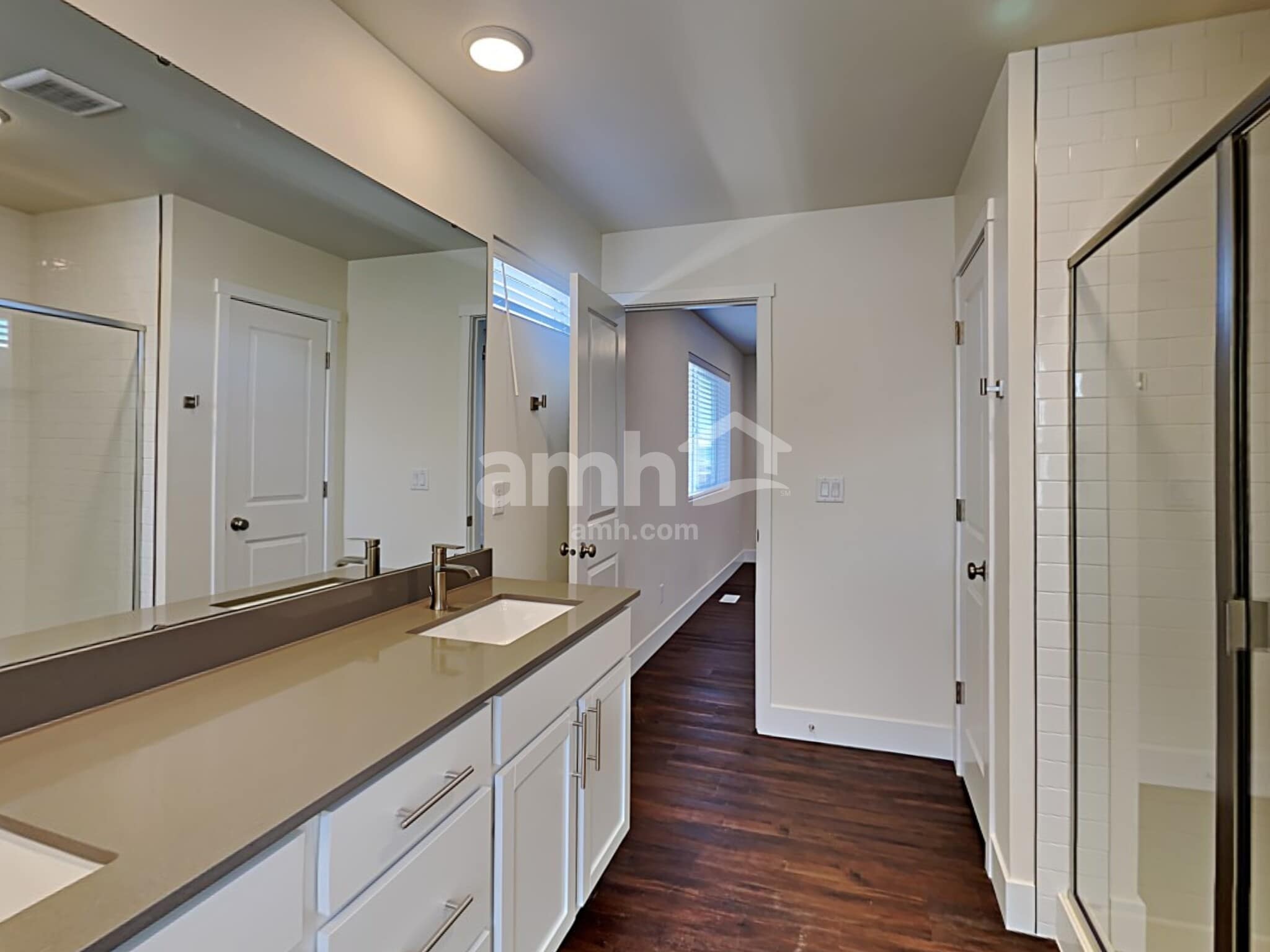 Building Photo - 740 Dudley St