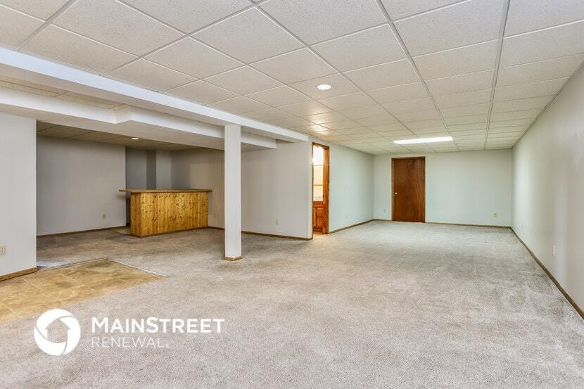 Building Photo - 281 Kings Dr