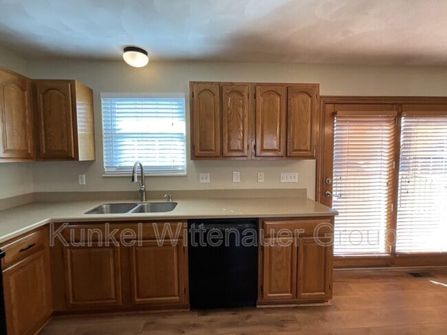 Building Photo - 19 Christine Dr