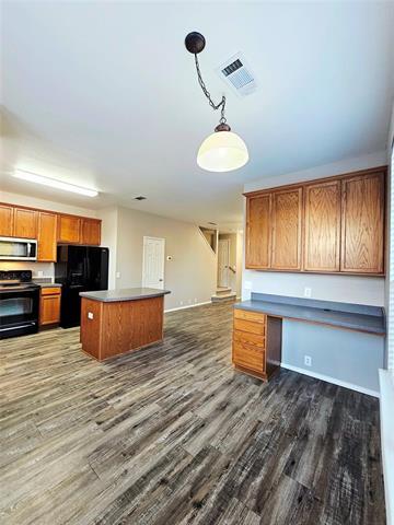 Building Photo - 10736 Traymore Dr