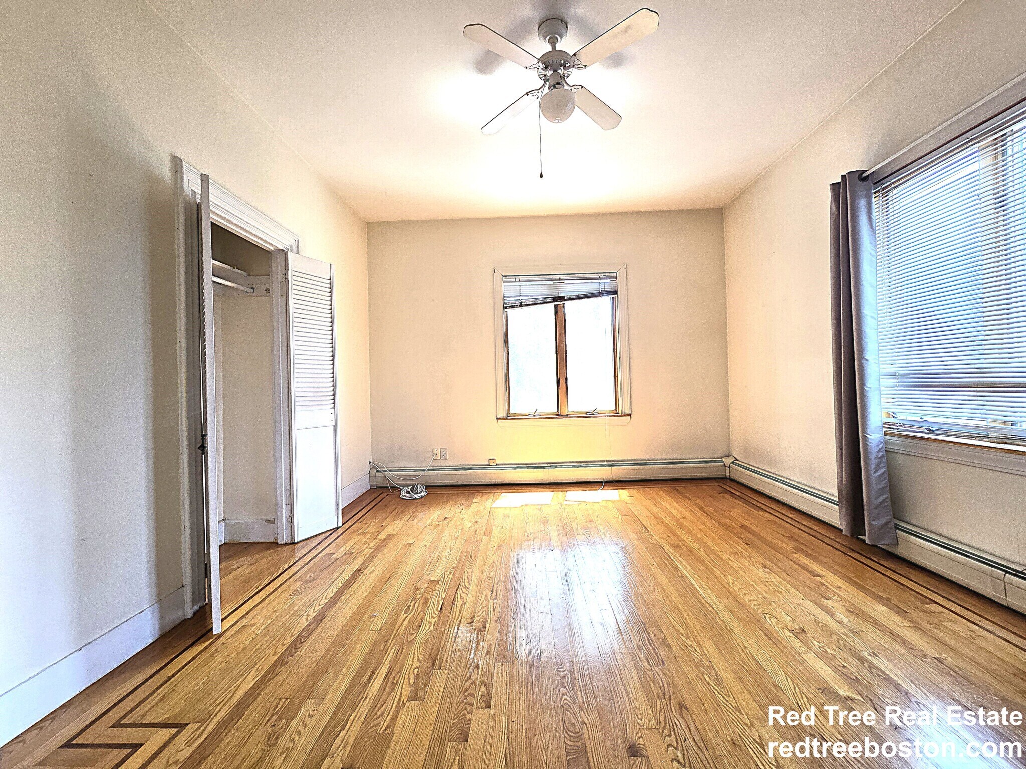 Building Photo - 20 Willow St