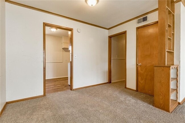 Building Photo - 205 Tullahoma Dr
