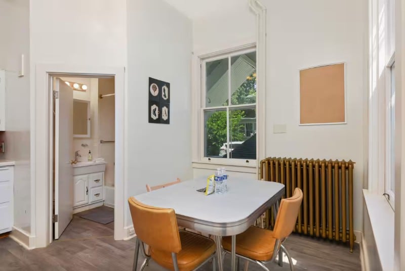 Building Photo - 196 Mounds Blvd