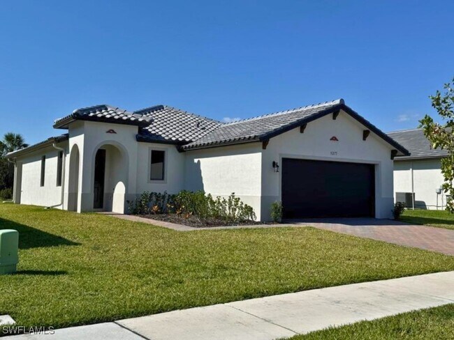 Building Photo - 5277 Marano Dr