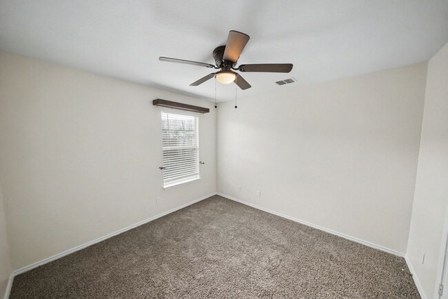 Building Photo - Spacious Cul-de-Sac Home in Bulverde Village - Realtor Commission: $500