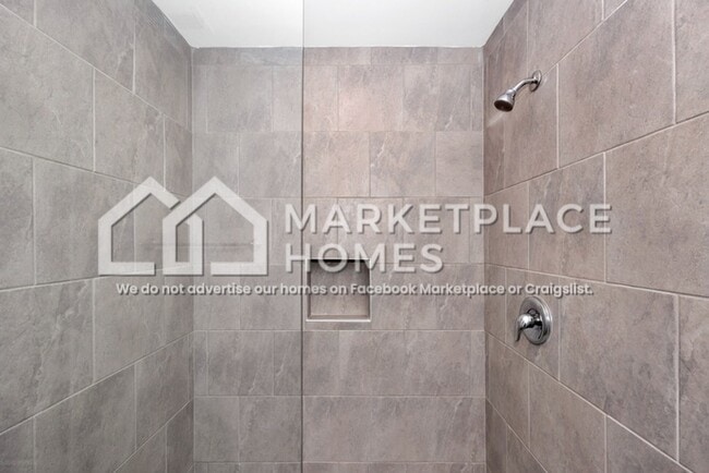 Building Photo - 14163 Nursery Dr