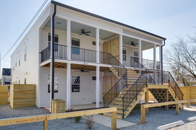 Building Photo - 1206 N 30th St