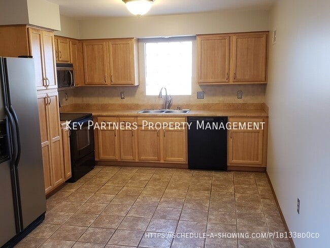 Building Photo - 6804 N Flora-