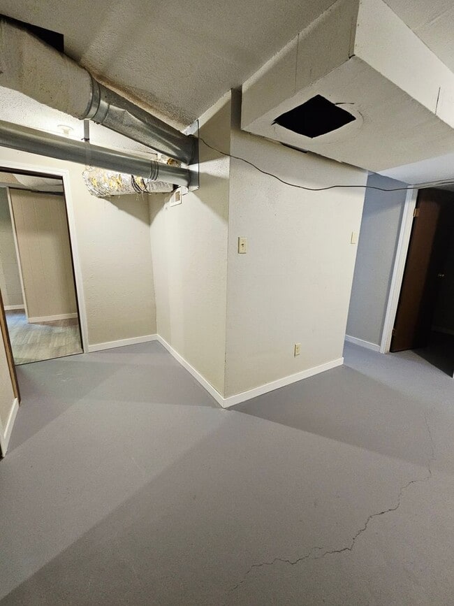 Building Photo - 4 BED | 1 BATH | SINGLE-FAMILY | NORTH | R...