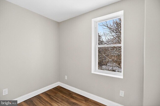 Building Photo - 130 Liberty St