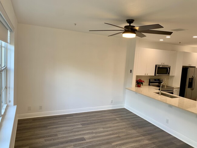 Building Photo - 104 Jesup Ln