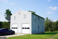 Building Photo - 7611 Willow Rd