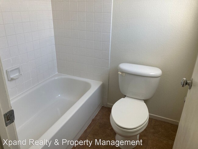 Building Photo - 4 br, 2 bath House - 1904 Cedar Bluffs Way