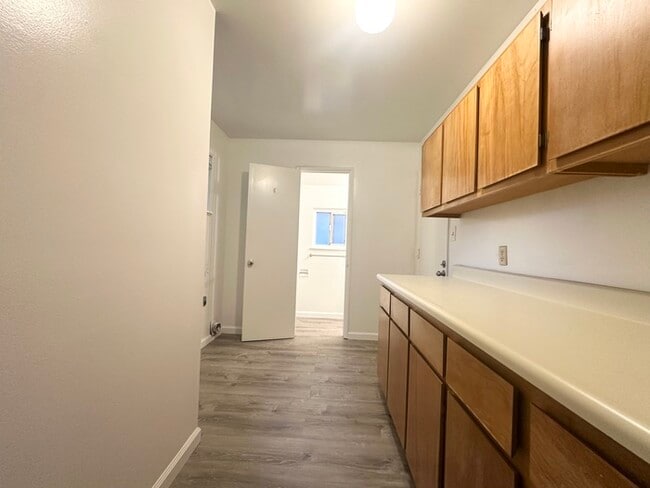 Building Photo - Updated 3 Bedroom 1.5 Bathroom Home in Desirable Arden Park!