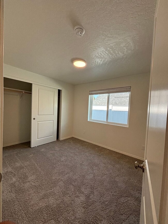 Building Photo - New Single Level Home in SunRidge Community