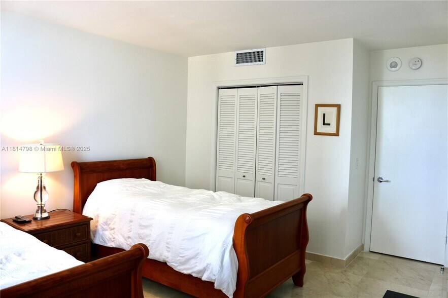 Building Photo - 9801 Collins Ave