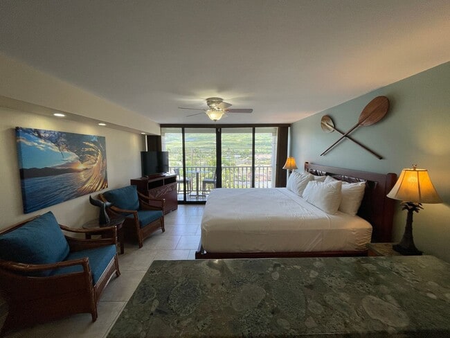 Building Photo - Lahaina Shores Furnished Studio Available Now!