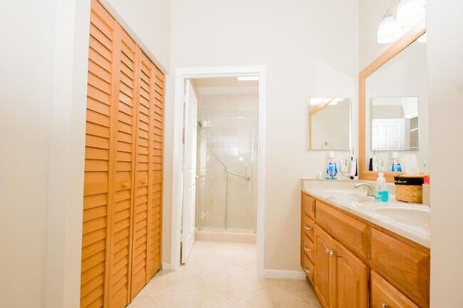 Building Photo - 4907 Boxwood Cir