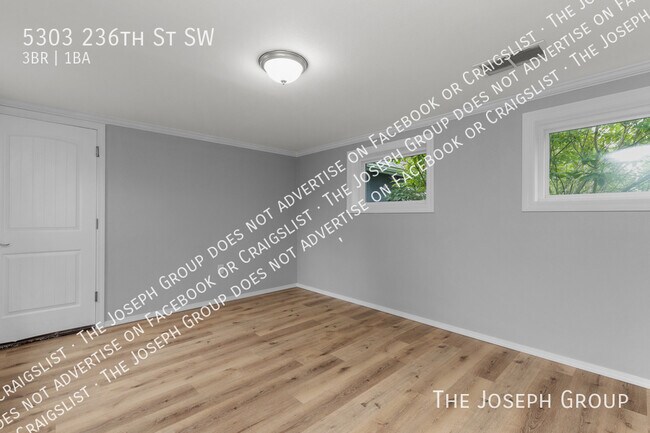 Building Photo - 5303 236th St SW