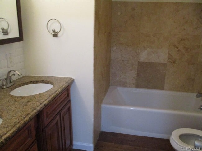 Building Photo - 84 Old Haverstraw Rd