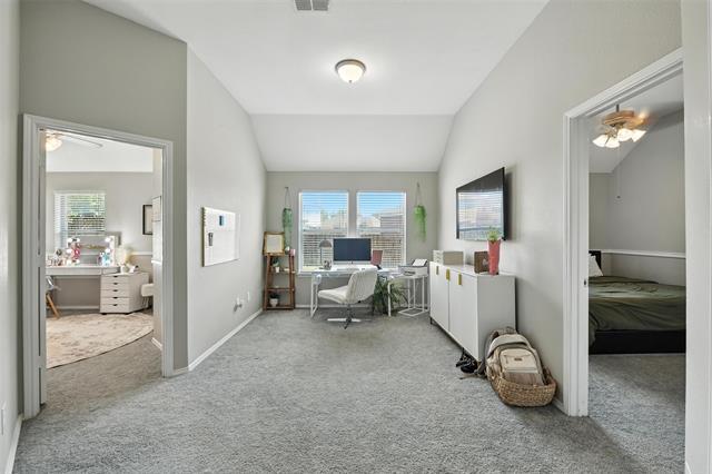 Building Photo - 6121 Paddlefish Dr