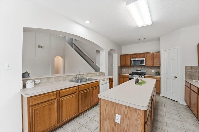 Building Photo - 8522 Chickamauga Ln