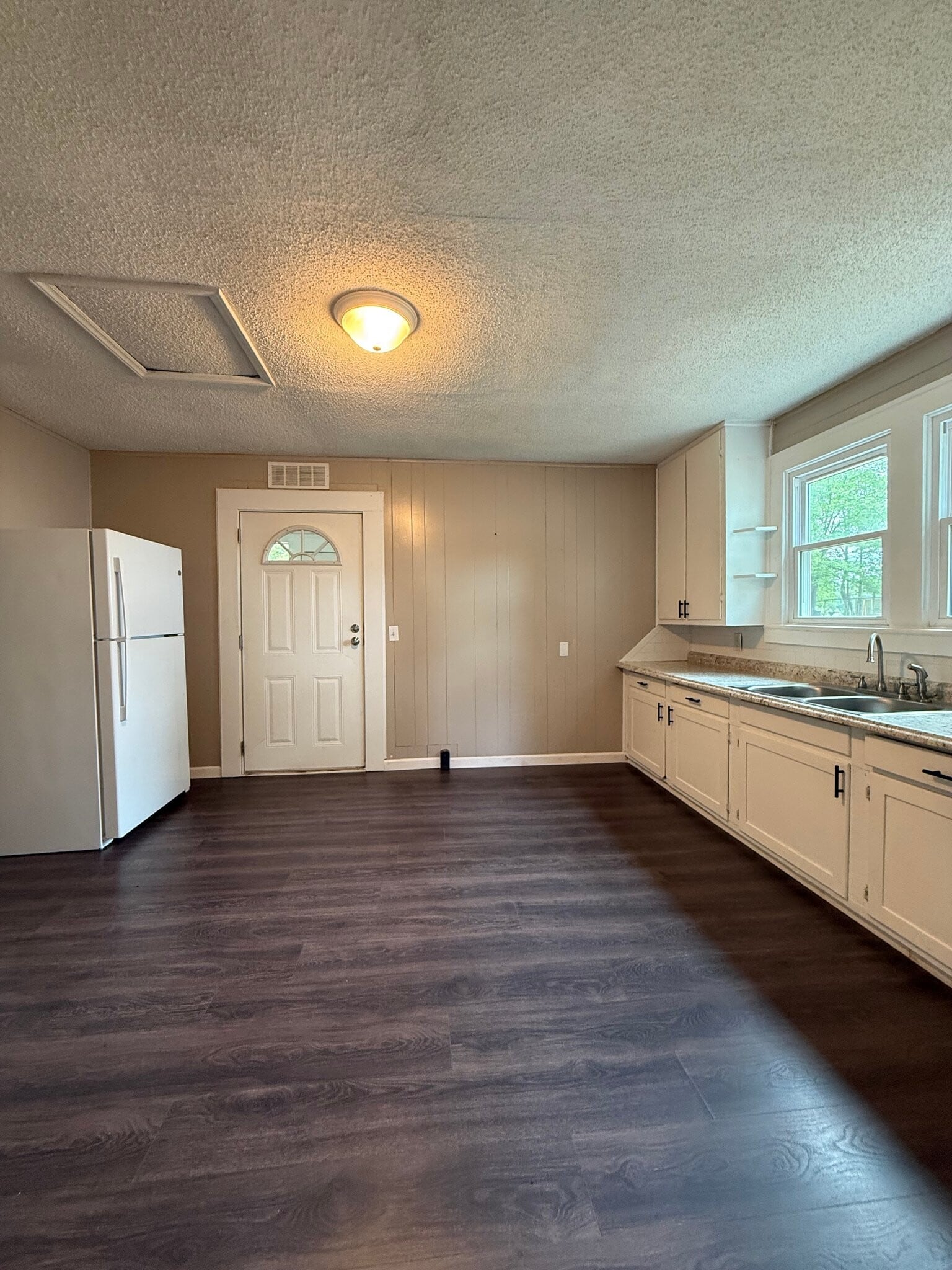 Building Photo - 20855 NC-73