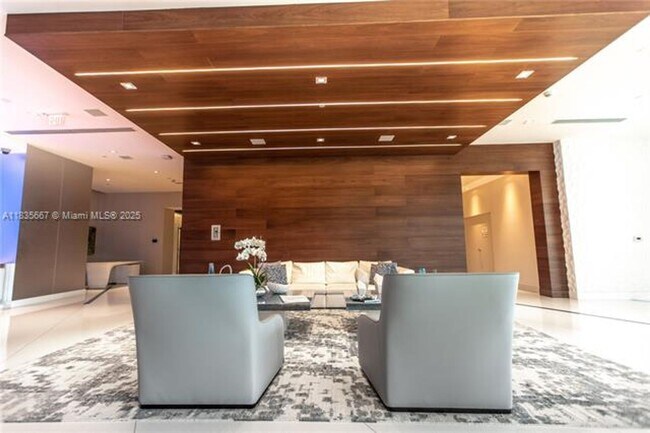 Building Photo - 300 Sunny Isles Blvd