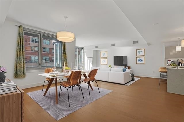 Building Photo - 9 Ave At Port Imperial