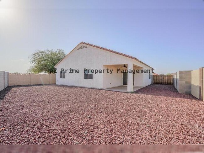 Building Photo - 8477 W Concordia Dr