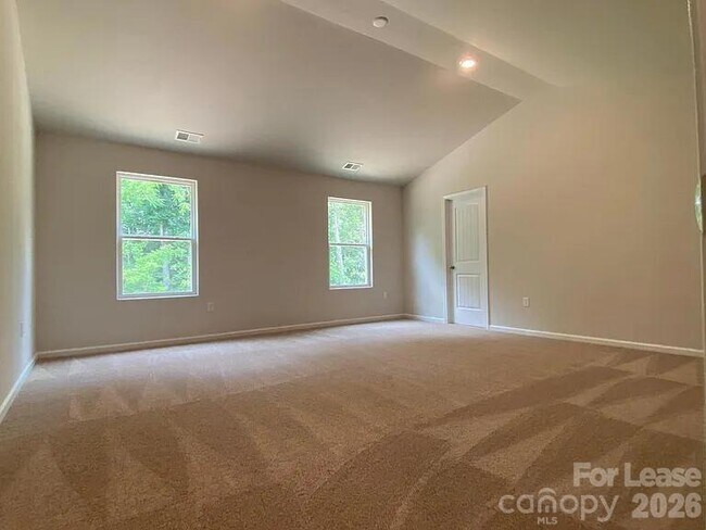 Building Photo - 216 Caffee Dr