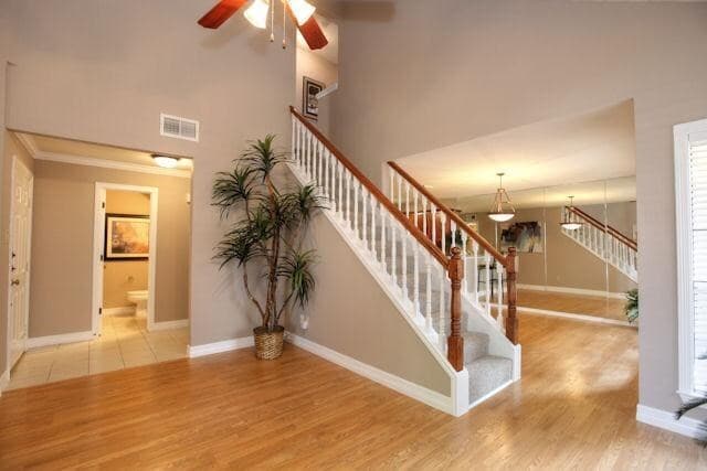 Building Photo - 2211 S Kirkwood Rd