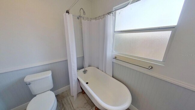 Building Photo - 3729 31st Ave S