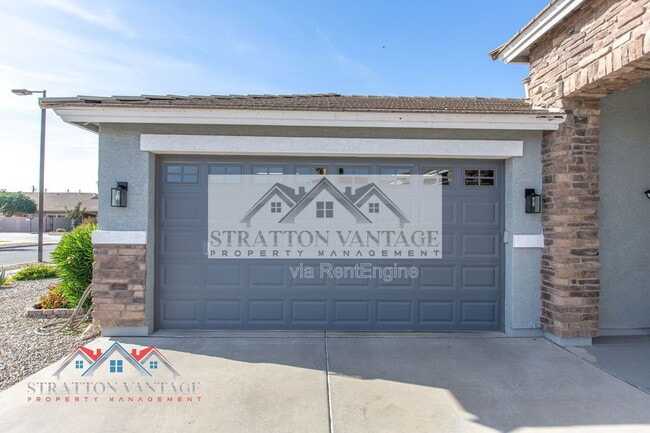 Building Photo - 21748 E Escalante Rd