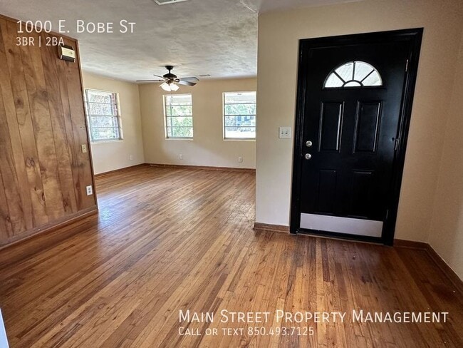 Building Photo - 1000 E Bobe St
