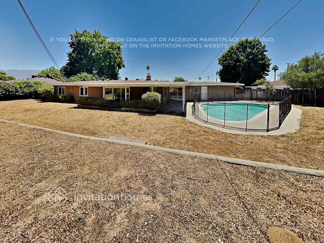 Building Photo - 5850 Geremander Ave