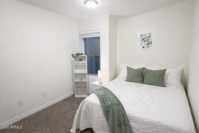 Building Photo - 854 S San Marcos Dr