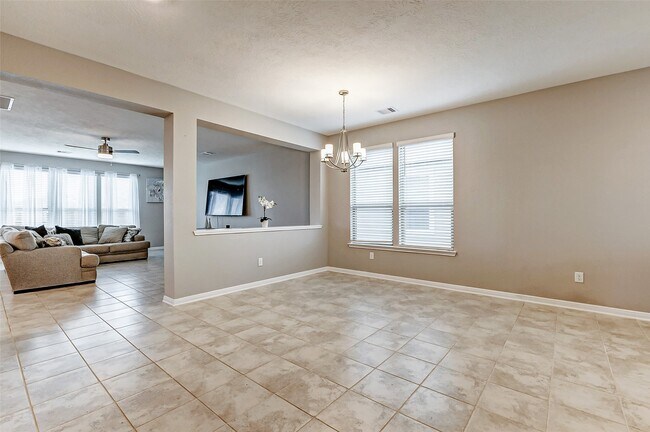 Building Photo - 2939 Lazarina Ln