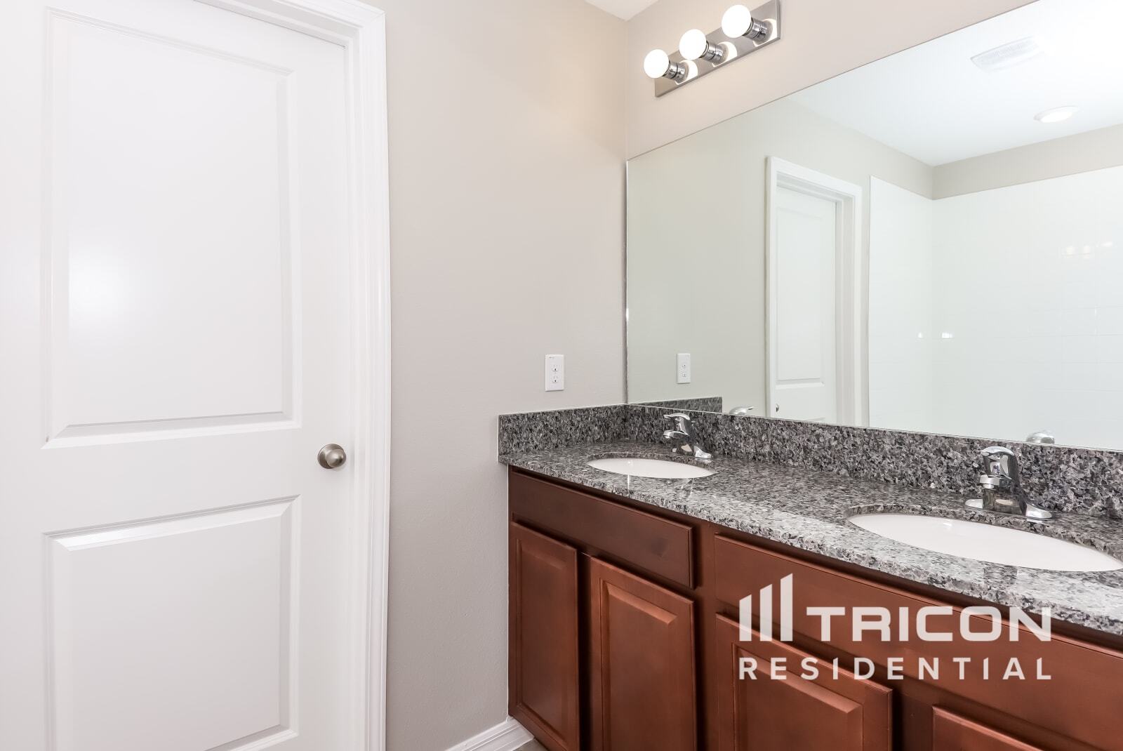 Building Photo - 12737 Lemon Pepper Dr