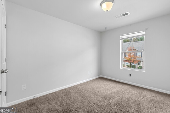 Building Photo - 1969 Old Dogwood