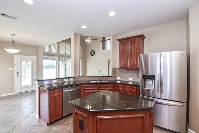 Building Photo - 5207 Belvedere Dr