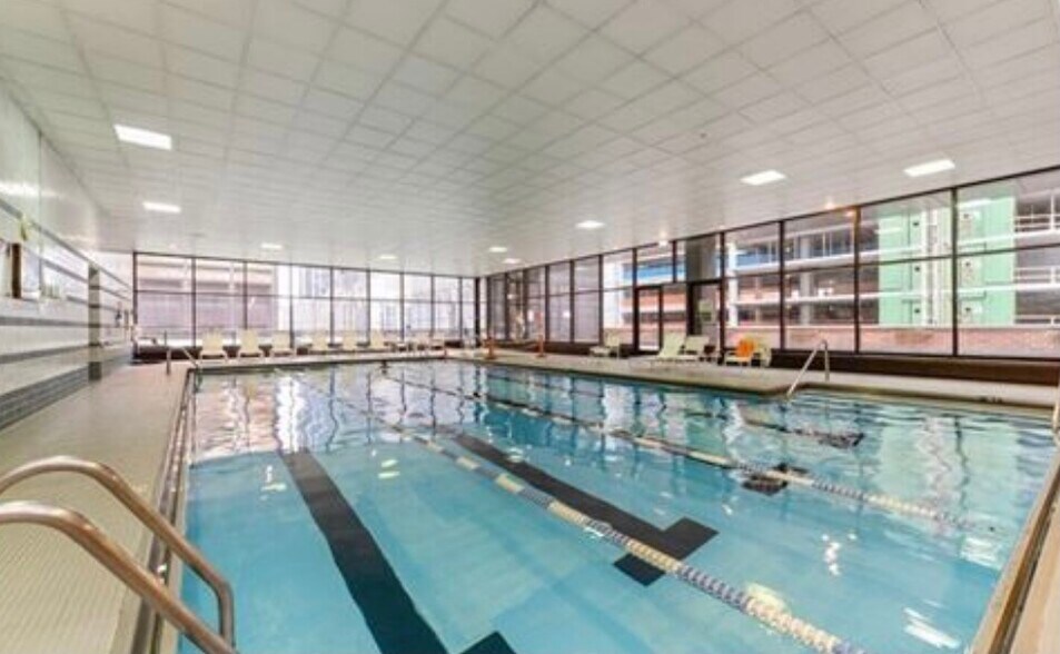 Building Photo - 211 E Ohio St