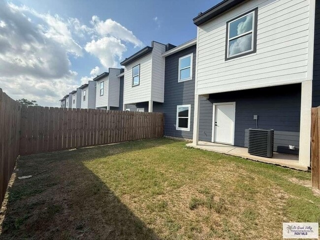 Building Photo - 5160 Alexa Rd