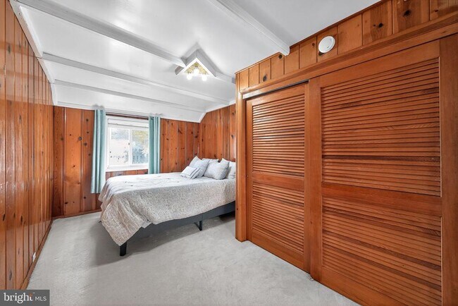 Building Photo - 7523 B St