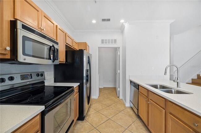 Building Photo - 2532 Grand Central Pkwy