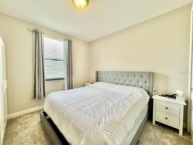 Building Photo - 2854 Hilliard Dr