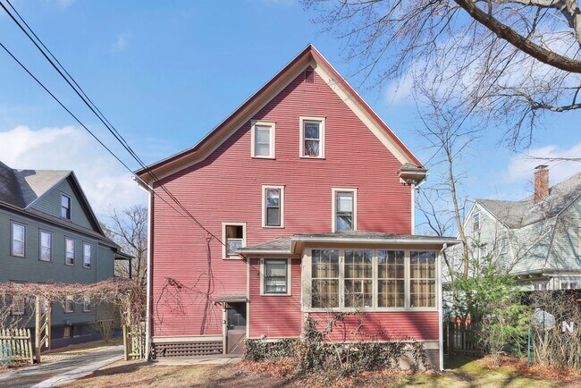 Building Photo - 65 Firglade Ave