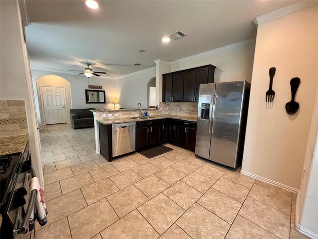 Building Photo - 10233 Crescendo Ln